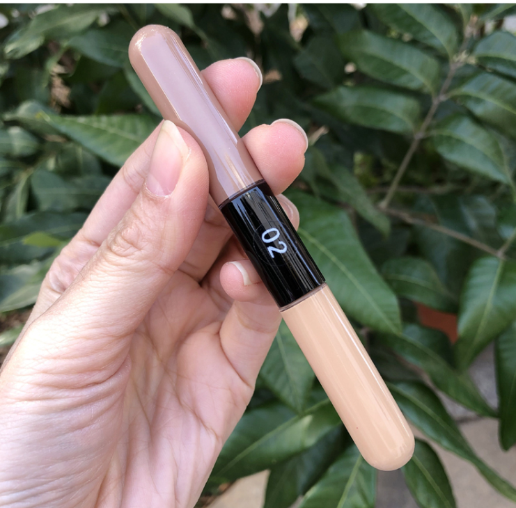 Lightening Liquid Concealer Foundation Duo