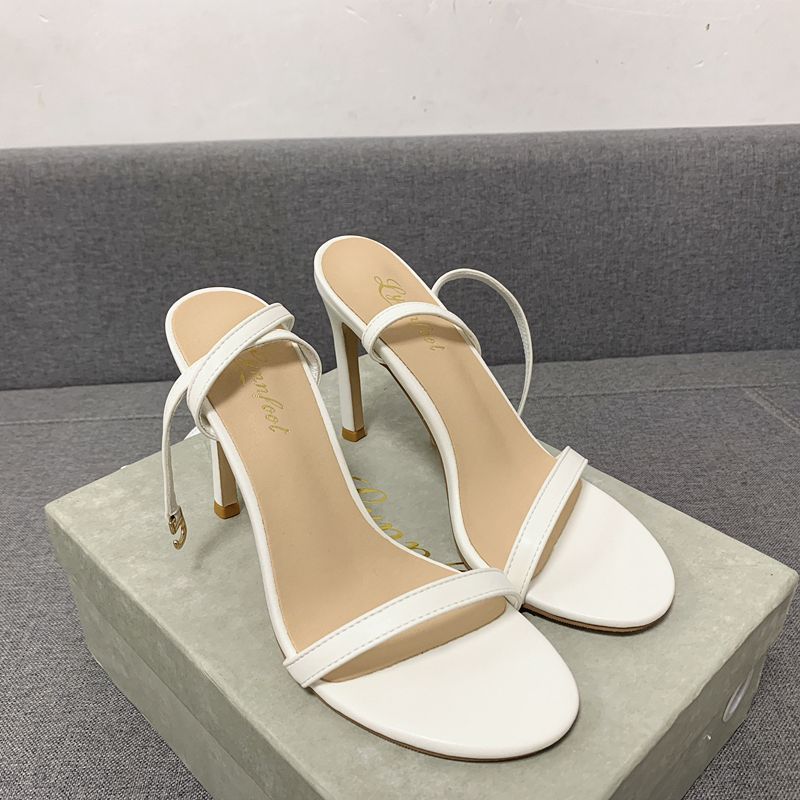 Simple One-Line Fashionable Buckle Sandals